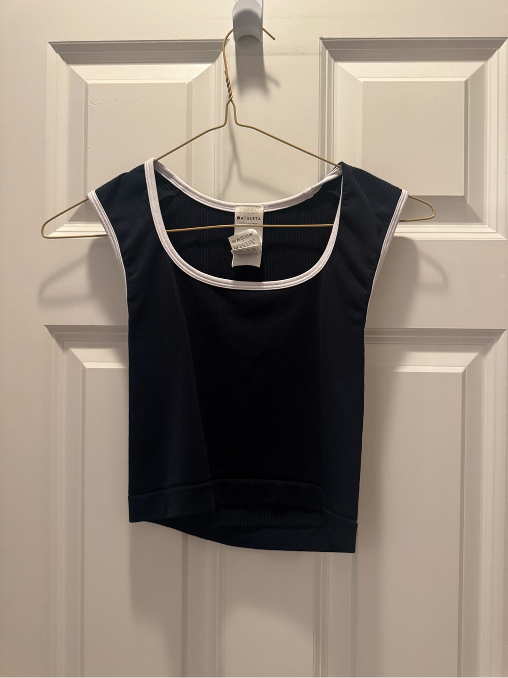 Athleta navy Ribbed Tank with White Trim Size XS